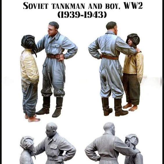 Model Kit Ww2 - 1/35 Scale Soviet Tankman and Boy