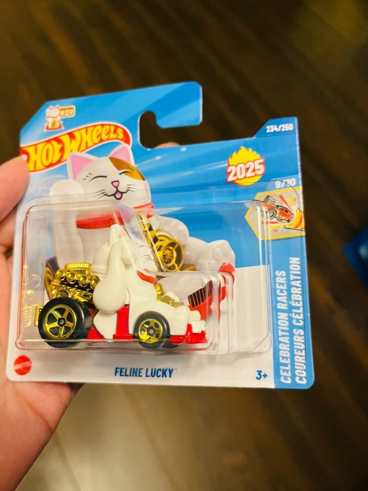 New Hot Wheels 2025 N Case, Po - Model Kit Bmw ulasan dan harga