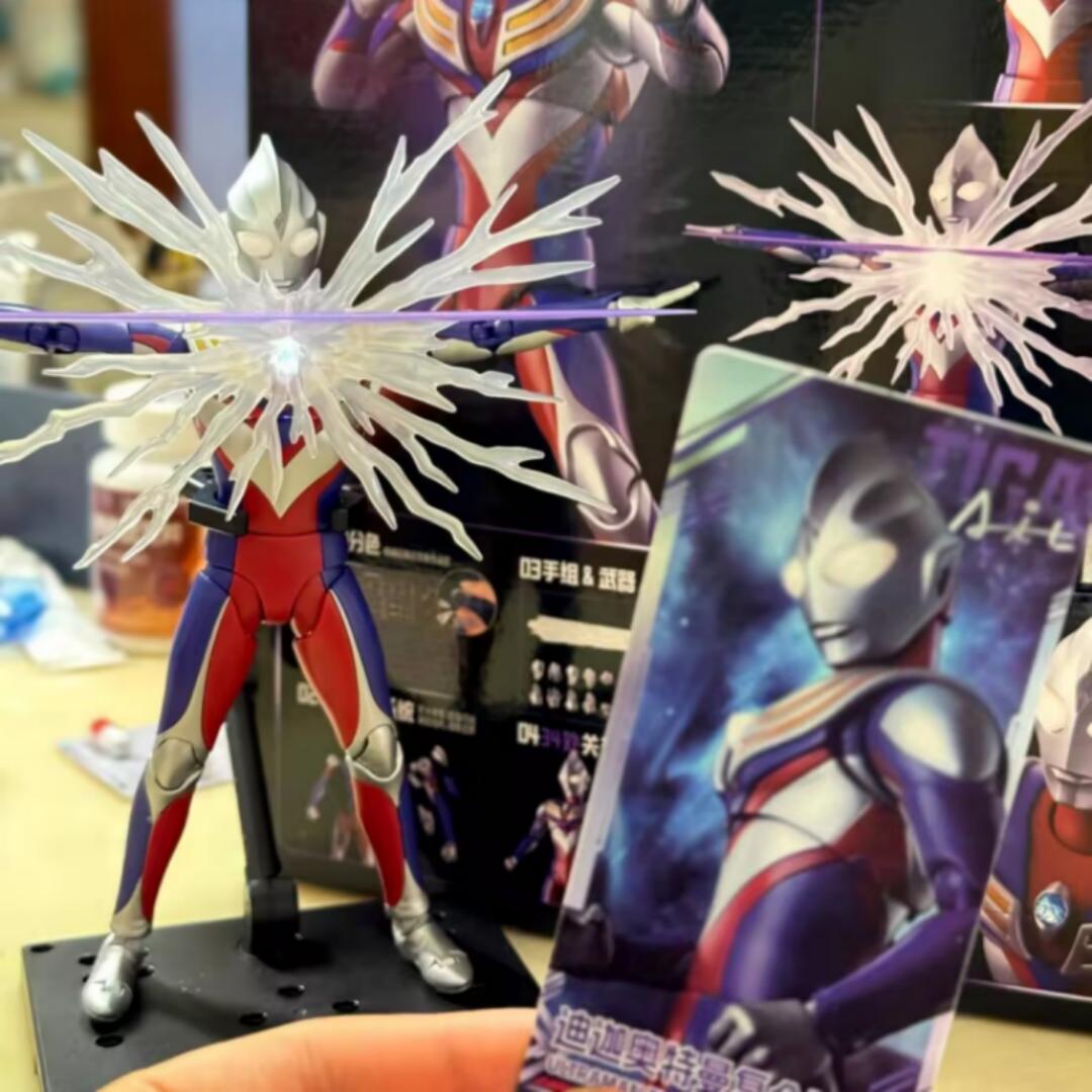 18cm Blokees Ultraman Tiga Leg - Model Kit Ultraman Tiga ulasan dan harga