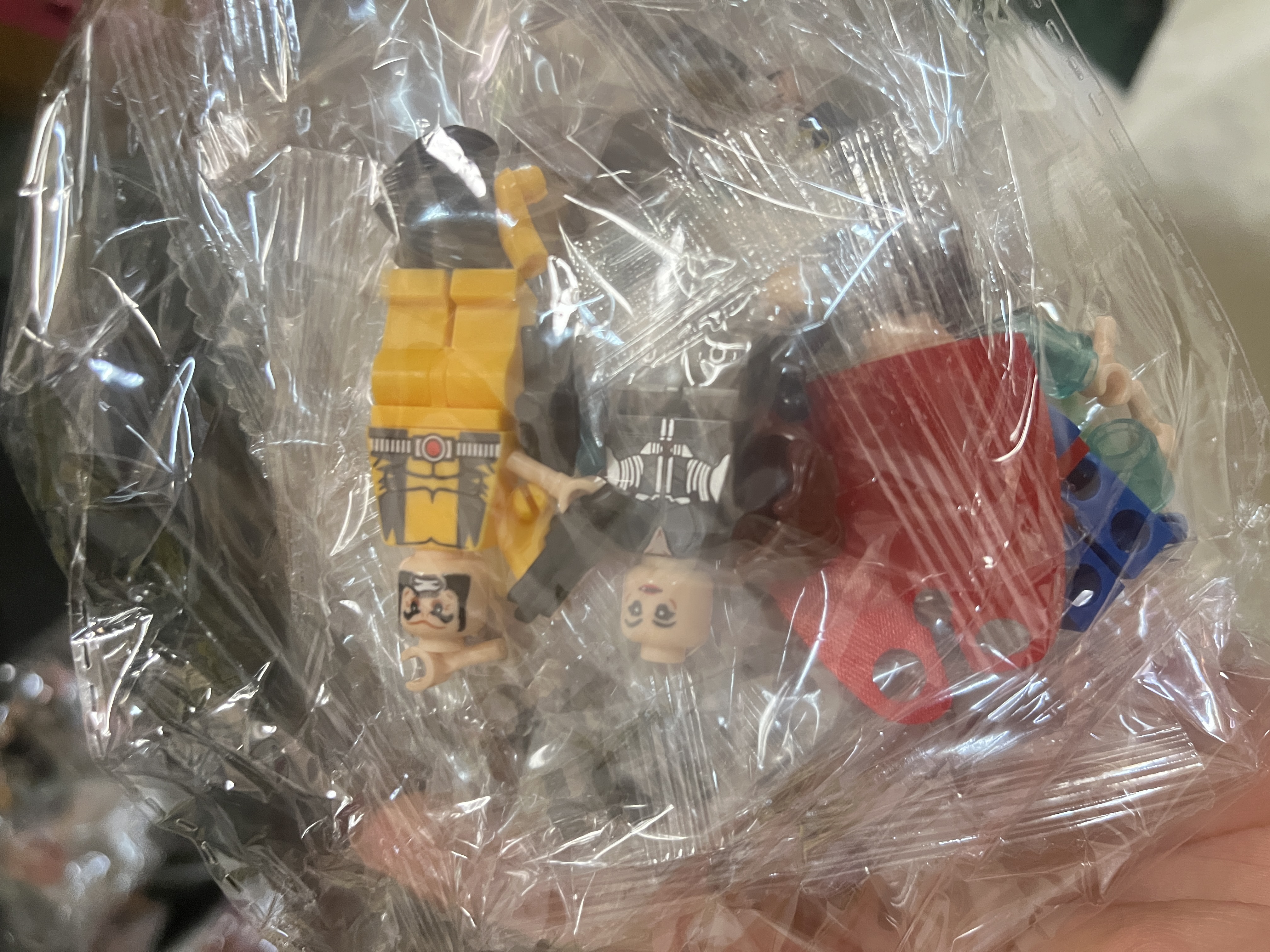 8-24PCS Superhero Minifigures  - Model Kit Batman ulasan dan harga
