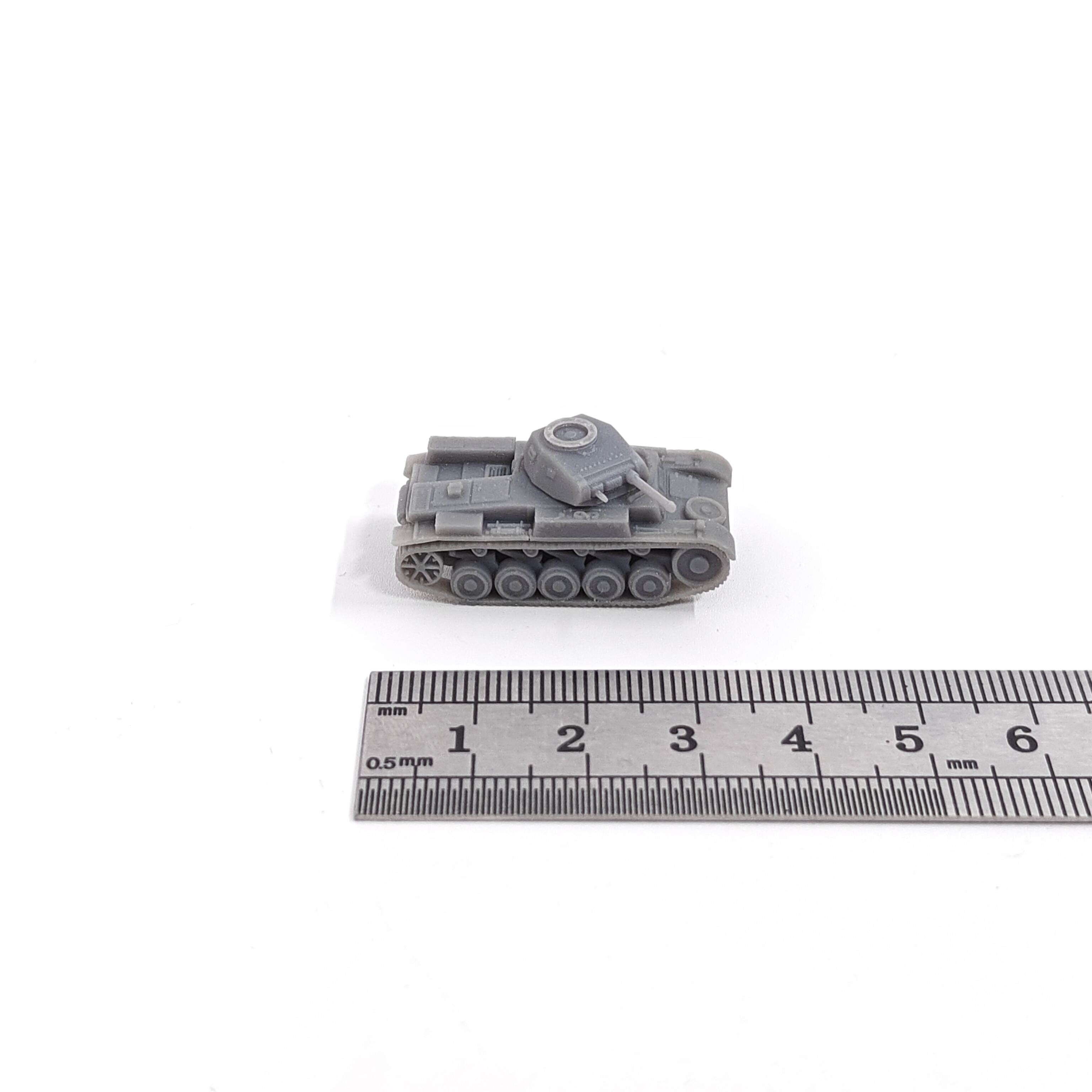 1/144 Scale Panzer II Ausf.F M - Model Kit Revell ulasan dan harga
